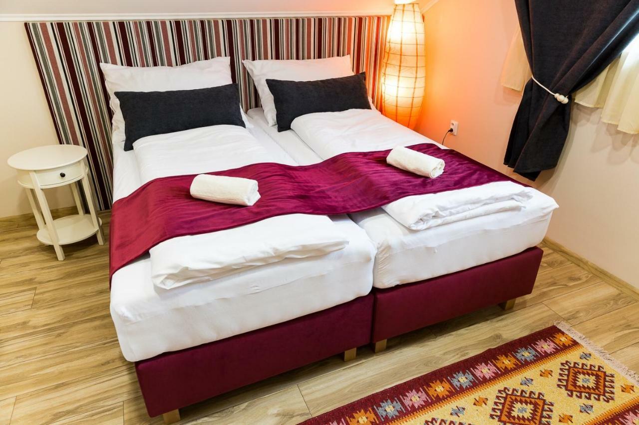 Bed and Breakfast Solegutta Kolárovo Exterior foto